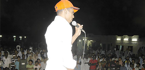 young man promotes peace and hope through cinema in mauritania